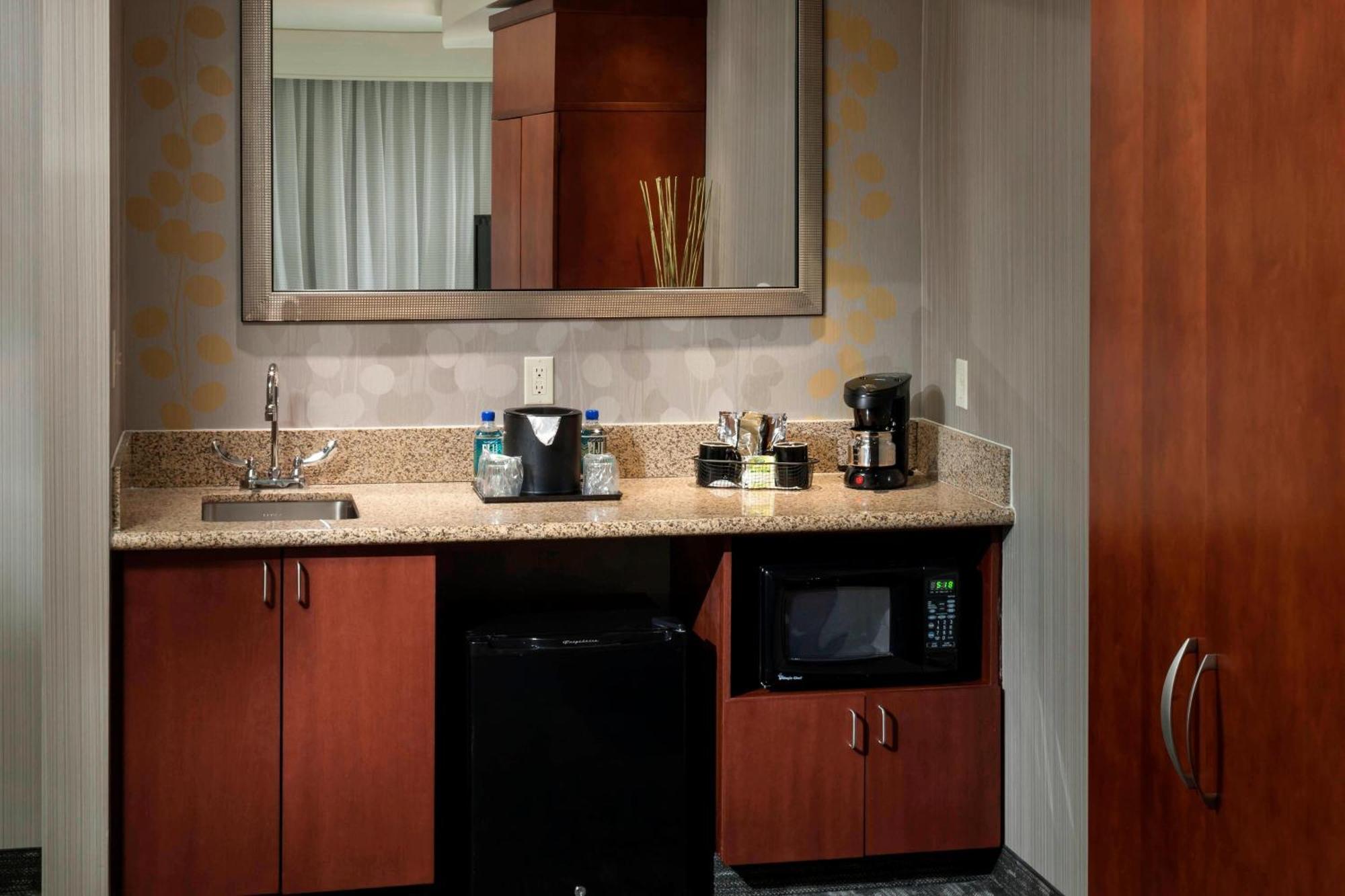 Courtyard By Marriott Seattle Kirkland Hotel Exterior foto